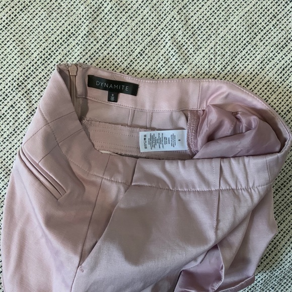 Dusty rose shorts - Picture 2 of 8